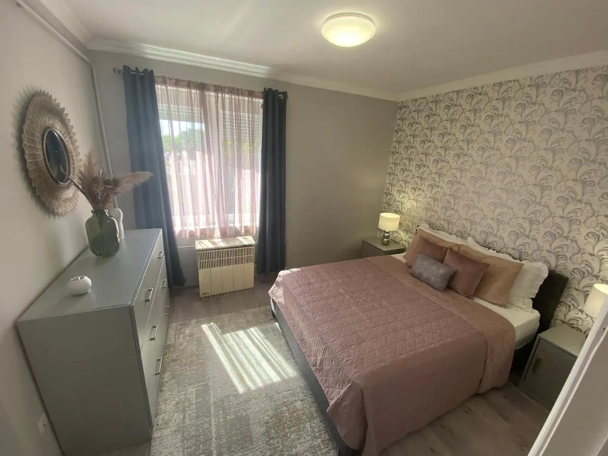 Oliaparman Apartment Eger