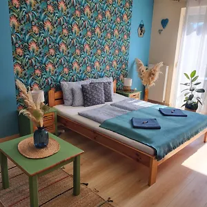  Apartament &